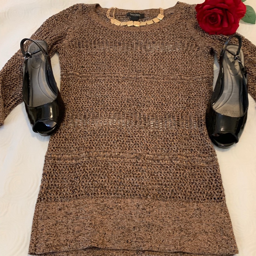 White House Black Market Knitted Top